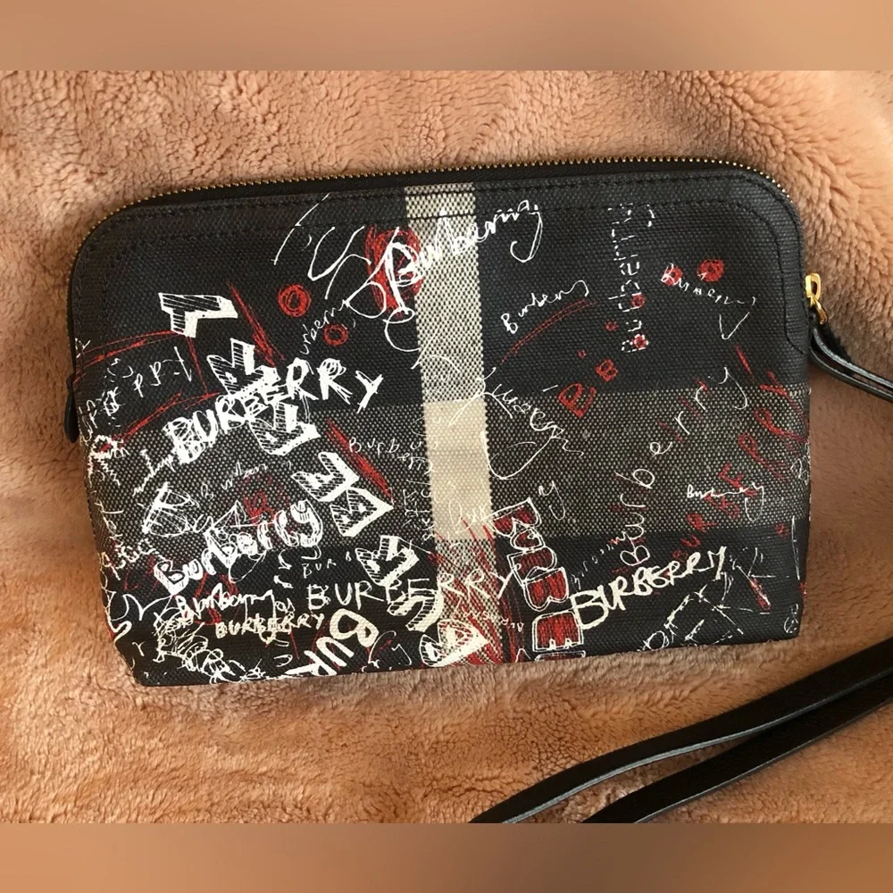 Authentic Burberry logo sketchbook doodle print graffiti large wristlet … - Picture 1 of 9